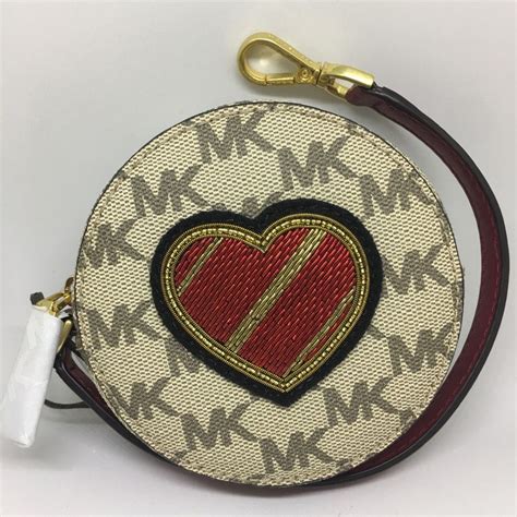 michael kors navy coin purse|Michael Kors round coin purse.